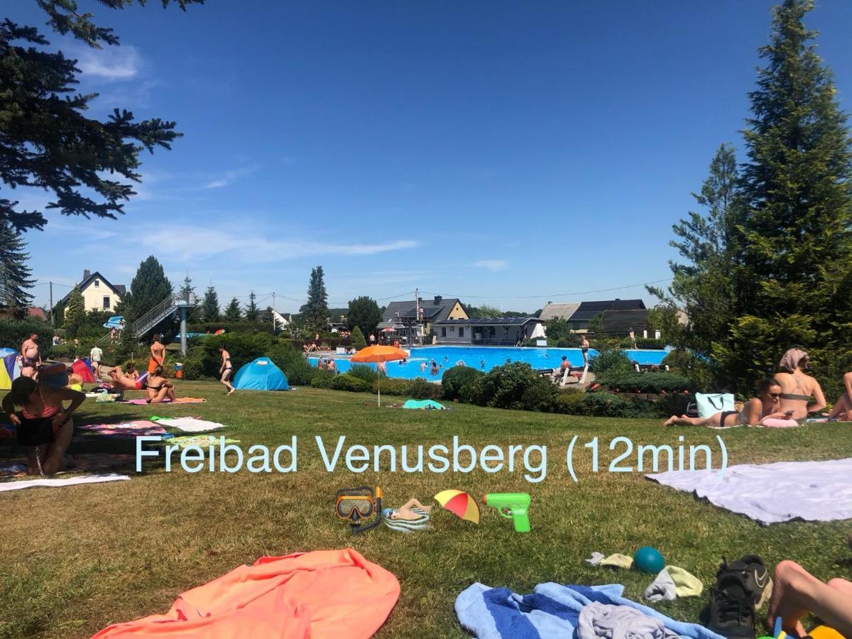 Ferienwohnung Zschopau Fuer Sie Vollausgestattet Mit Boxspringbett Netflix Uvm Kültér fotó